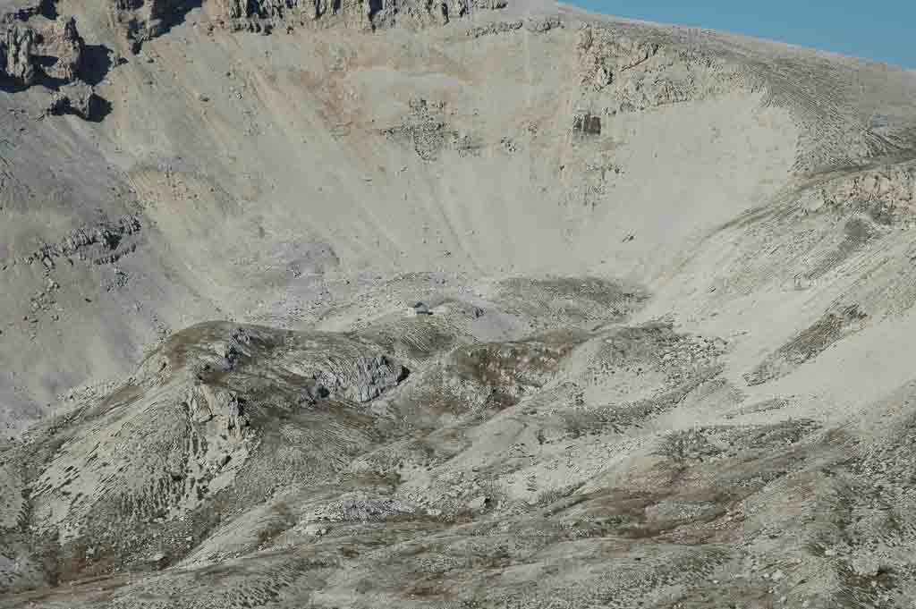 Rifugio Manzini 2.522 mt situato nel cuore della Majella